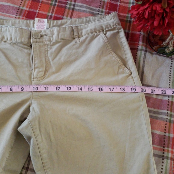 Mossimo supply Co, tan slacks sz 13 - Picture 7 of 7